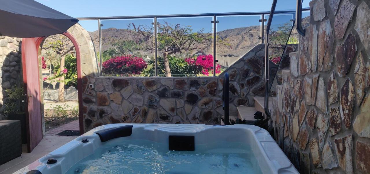Casa Holmston, Duplex Villa With Hot Tub In Anfi Tauro Topaz Mogán Esterno foto